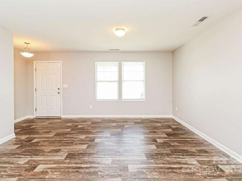 1507 Cazador Lane, York, SC 29745.  MLS# CAR4289049, YatesRealty ID 31988. 