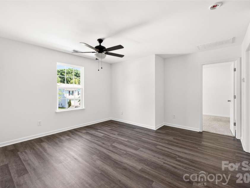 9013 Magnolia Lily Avenue, Charlotte, NC 28227.  MLS# CAR4392385, YatesRealty ID 31988. 