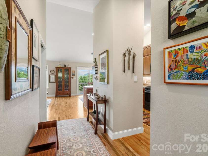 34 Justice Drive, Leicester, NC 28748.  MLS# CAR4394117, YatesRealty ID 31989. Entryway met with abundant natural light