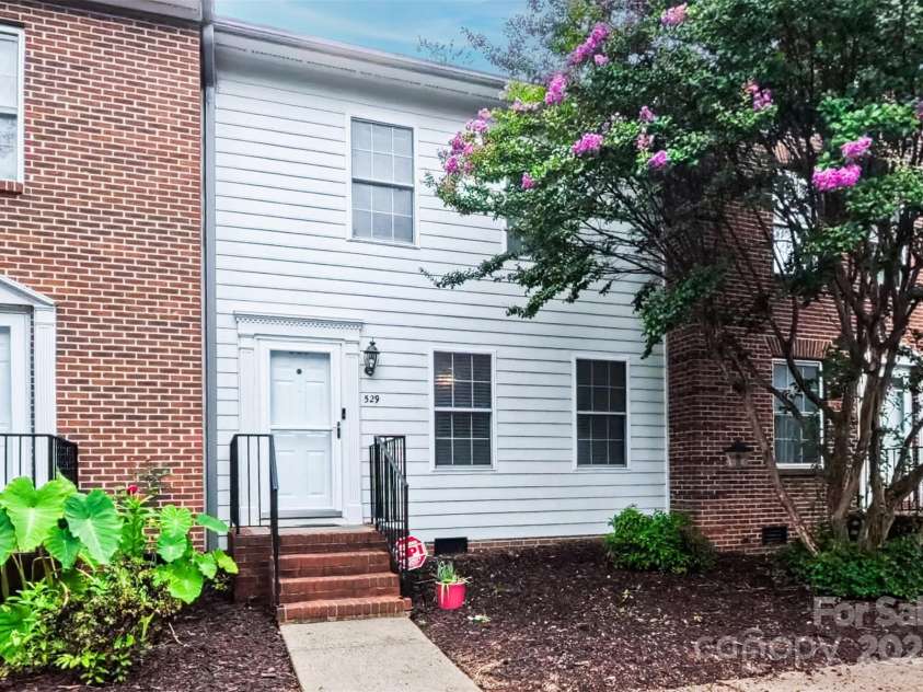 529 Spring Avenue, Newton, NC 28658.  MLS# CAR4290171, YatesRealty ID 31989. Welcome Home!