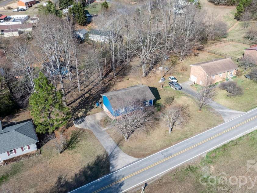 3384 Sheely Road, Lenoir, NC 28645.  MLS# CAR4354620, YatesRealty ID 3199. 