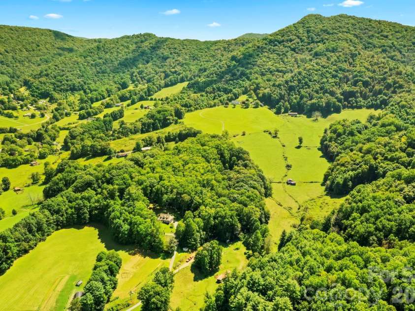 840 Ed Williams Road, Zionville, NC 28698.  MLS# CAR4182614, YatesRealty ID 3199. 