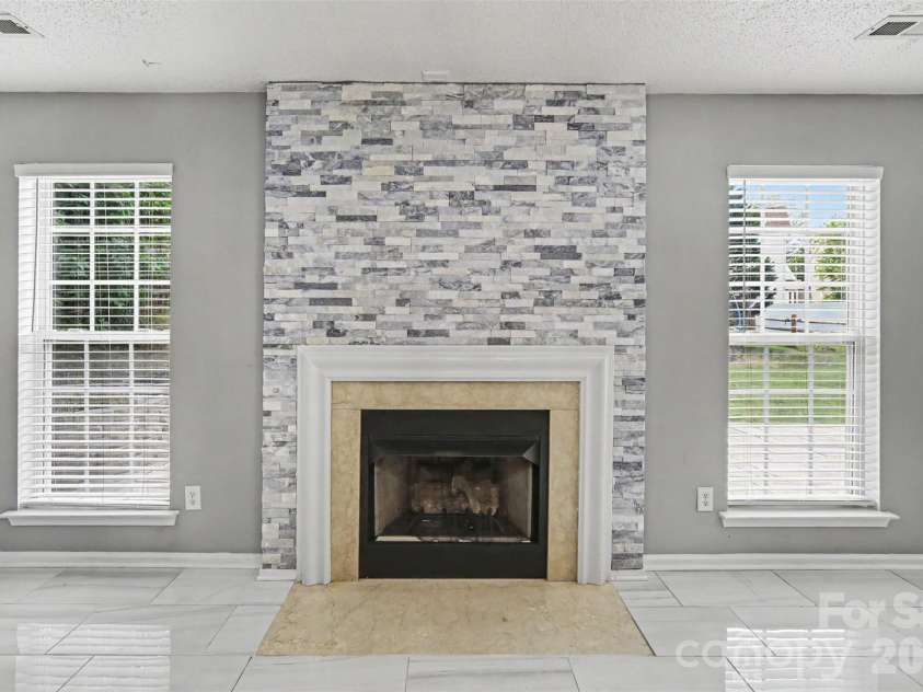 1131 Morning Glory Drive, Charlotte, NC 28262.  MLS# CAR4394711, YatesRealty ID 31990. 
