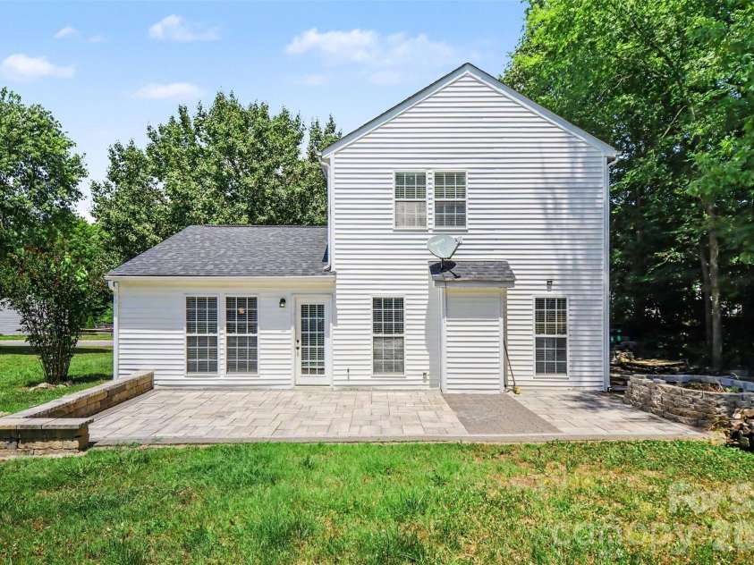 1131 Morning Glory Drive, Charlotte, NC 28262.  MLS# CAR4394711, YatesRealty ID 31990. 