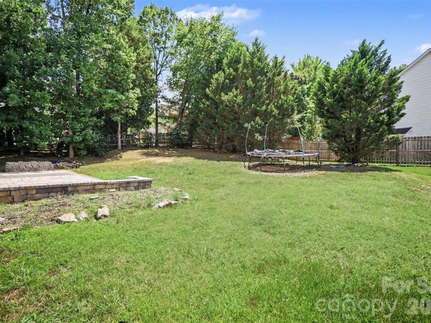 1131 Morning Glory Drive, Charlotte, NC 28262.  MLS# CAR4394711, YatesRealty ID 31990. 