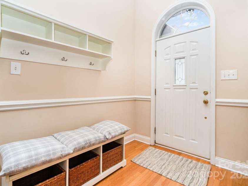 1319 Main Street, Lowell, NC 28098.  MLS# CAR4291013, YatesRealty ID 31991. 