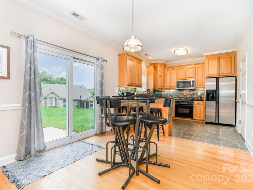 1319 Main Street, Lowell, NC 28098.  MLS# CAR4291013, YatesRealty ID 31991. 