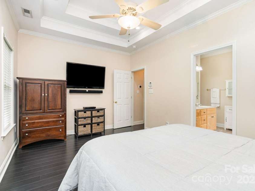 1319 Main Street, Lowell, NC 28098.  MLS# CAR4291013, YatesRealty ID 31991. 