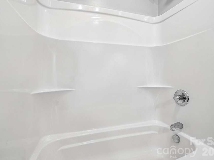 3 View Street, Asheville, NC 28803.  MLS# CAR4383178, YatesRealty ID 31991. Shower