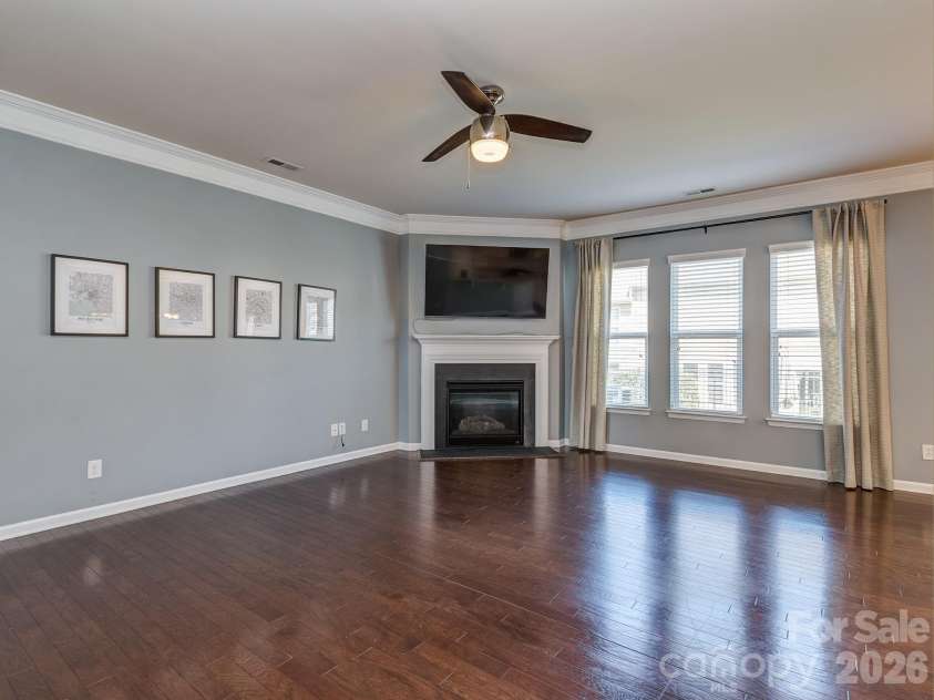 1839 Royal Gorge Avenue, Charlotte, NC 28210.  MLS# CAR4389326, YatesRealty ID 31992. Living Room