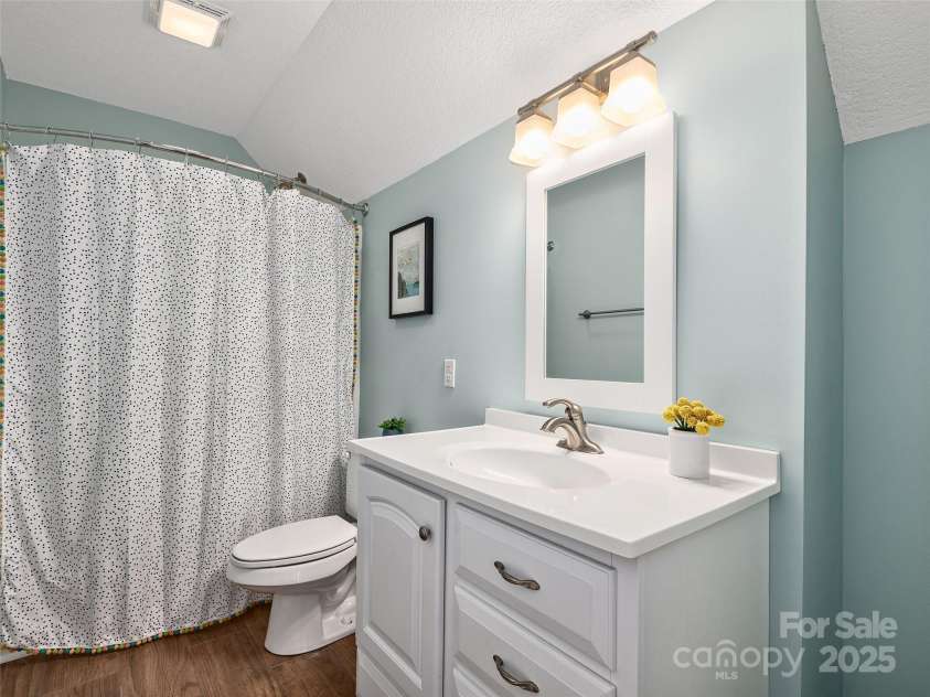 31 Rory Phillips View, Candler, NC 28715.  MLS# CAR4267369, YatesRealty ID 31994. 