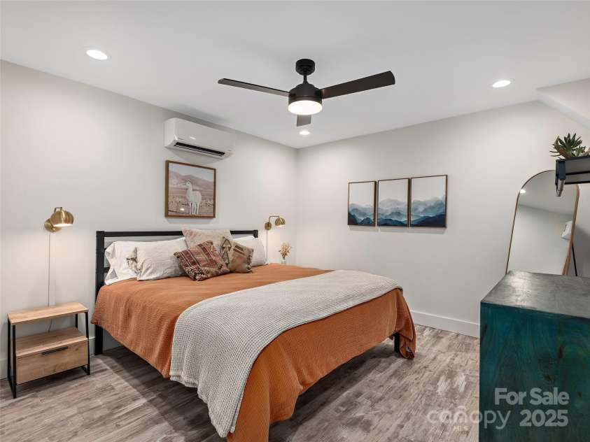 31 Rory Phillips View, Candler, NC 28715.  MLS# CAR4267369, YatesRealty ID 31994. 