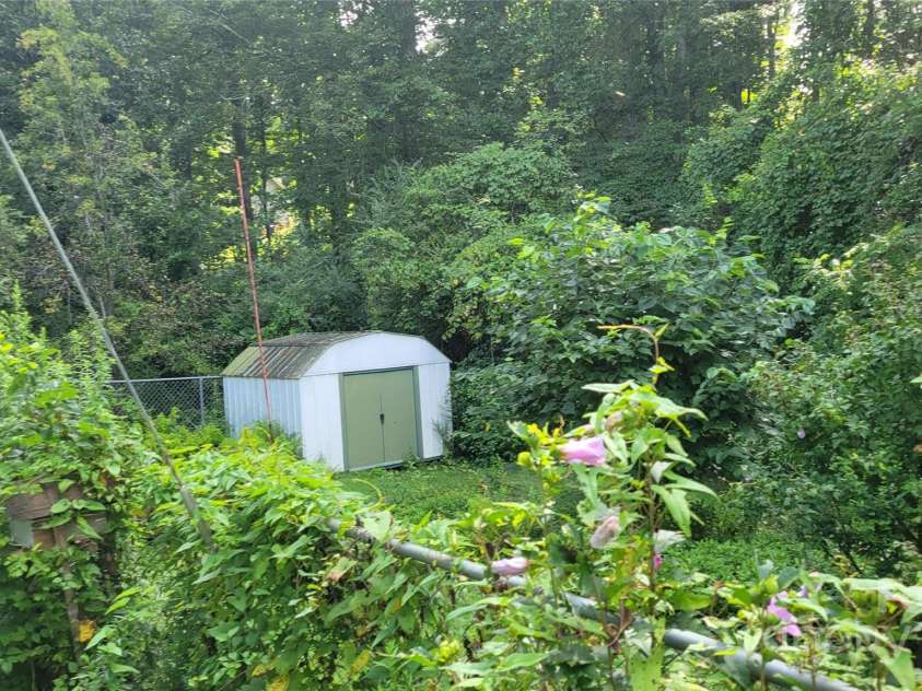 209 Old Mars Hill Highway, Weaverville, NC 28787.  MLS# CAR4291560, YatesRealty ID 31996. 