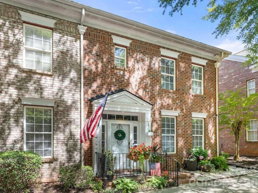 142 Singleton Road, Mooresville, NC 28117.  MLS# CAR4389411, YatesRealty ID 31997. 