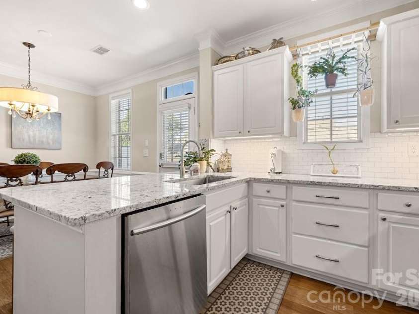 142 Singleton Road, Mooresville, NC 28117.  MLS# CAR4389411, YatesRealty ID 31997. 