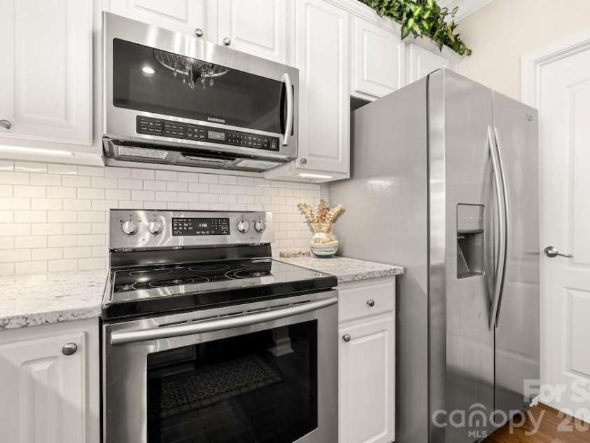 142 Singleton Road, Mooresville, NC 28117.  MLS# CAR4389411, YatesRealty ID 31997. 