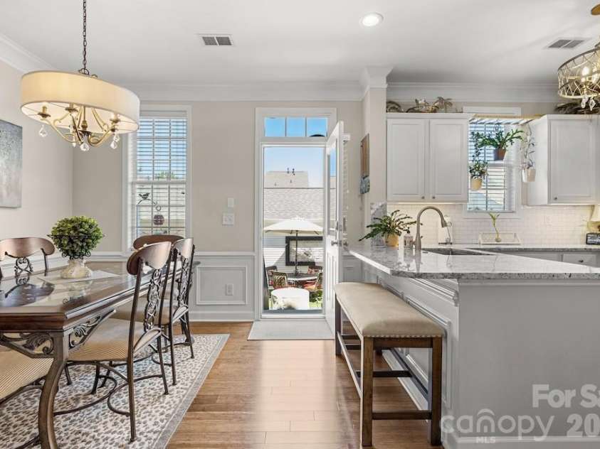 142 Singleton Road, Mooresville, NC 28117.  MLS# CAR4389411, YatesRealty ID 31997. 