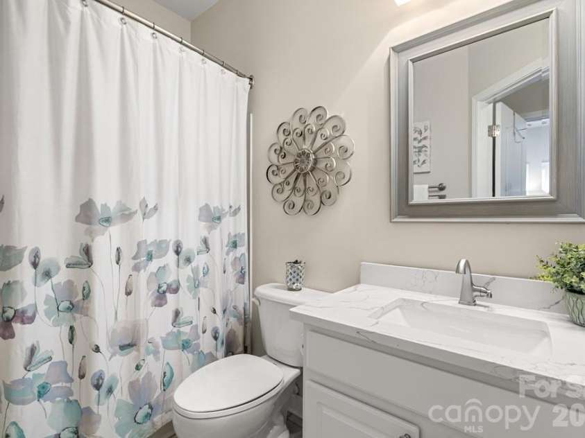 142 Singleton Road, Mooresville, NC 28117.  MLS# CAR4389411, YatesRealty ID 31997. 