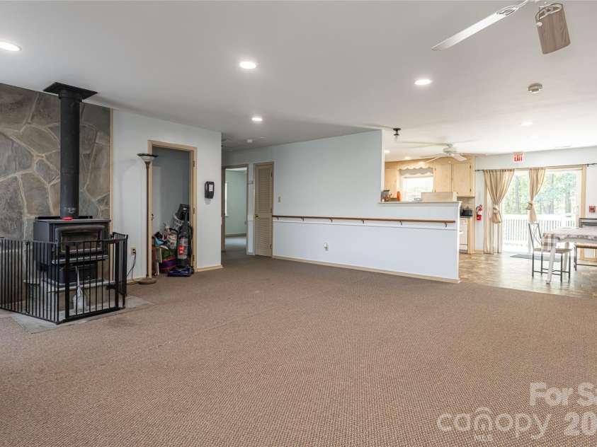 2800 Coxe Road, Tryon, NC 28782.  MLS# CAR4394414, YatesRealty ID 31998. 