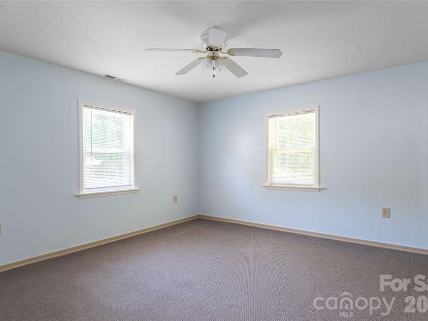 2800 Coxe Road, Tryon, NC 28782.  MLS# CAR4394414, YatesRealty ID 31998. 