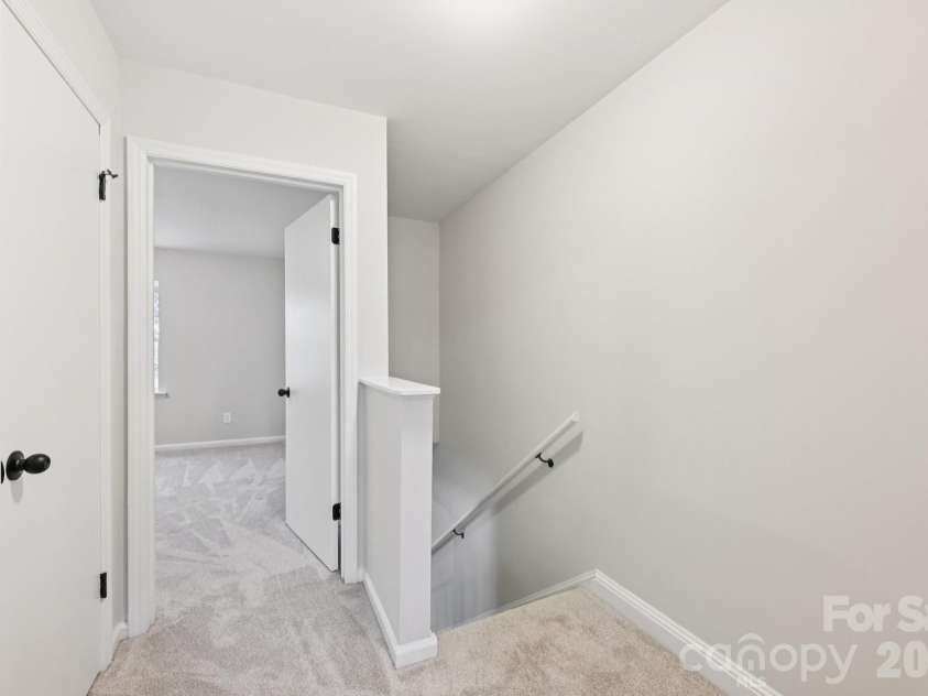 2231 Rexford Road, Charlotte, NC 28211.  MLS# CAR4341179, YatesRealty ID 31999. 