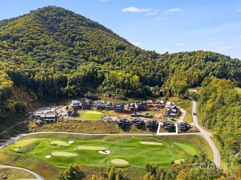 13 Switchgrass Lane, Sylva, NC 28779.  MLS# CAR4307384, YatesRealty ID 320. 