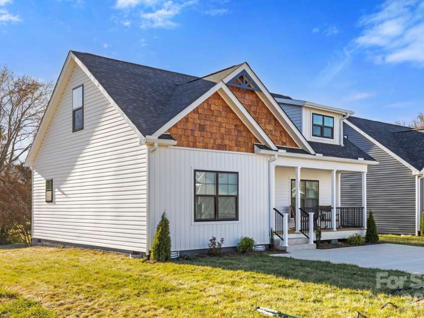 205 Southern Charm Road, Arden, NC 28704.  MLS# CAR4327536, YatesRealty ID 3200. 