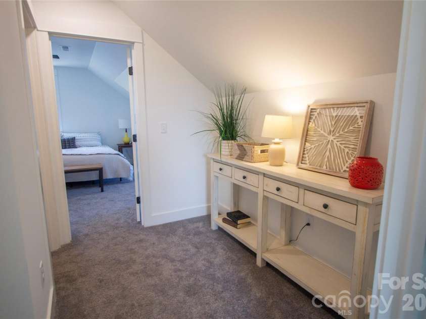 205 Southern Charm Road, Arden, NC 28704.  MLS# CAR4327536, YatesRealty ID 3200. Flex space on the 2nd floor perfect for desk or sitting area