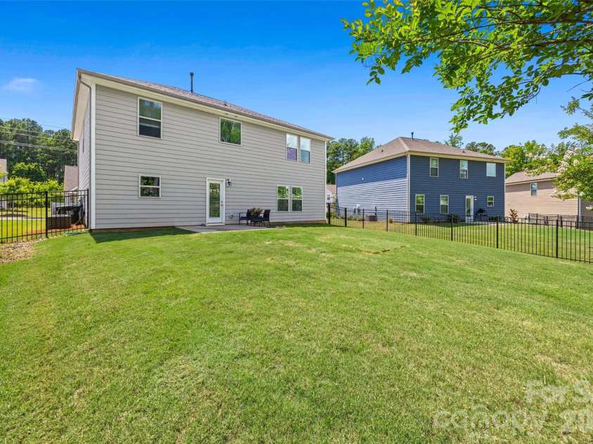 1736 Rhynes Trail, Rock Hill, SC 29732.  MLS# CAR4391530, YatesRealty ID 32000. Back Yard
