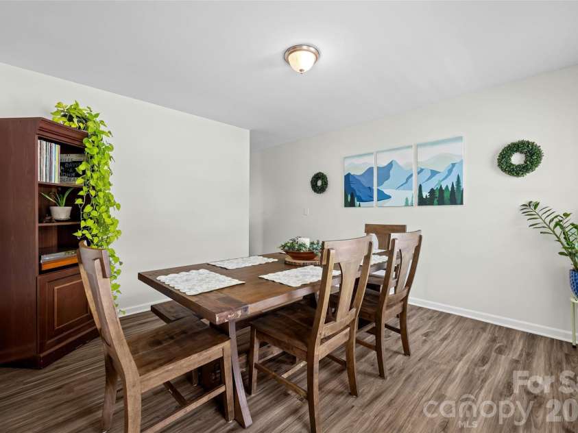 1736 Rhynes Trail, Rock Hill, SC 29732.  MLS# CAR4391530, YatesRealty ID 32000. Formal Dinning
