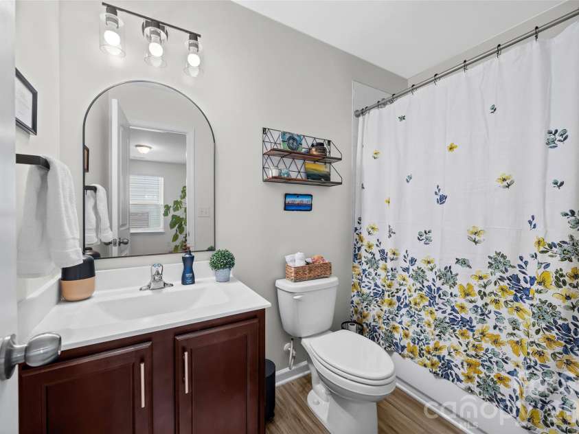1736 Rhynes Trail, Rock Hill, SC 29732.  MLS# CAR4391530, YatesRealty ID 32000. Secondary Bath