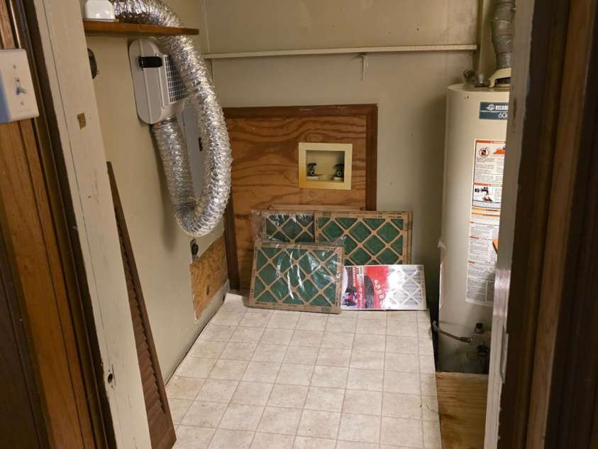 415 Poplar Street, Stanley, NC 28164.  MLS# CAR4284388, YatesRealty ID 32001. 