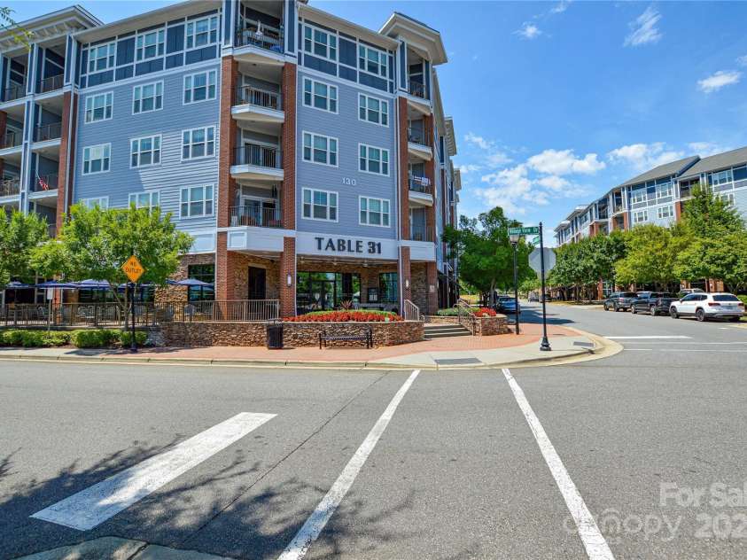 128 Tetcott Street, Mooresville, NC 28115.  MLS# CAR4283720, YatesRealty ID 32002. Eateries, Shops, And Services