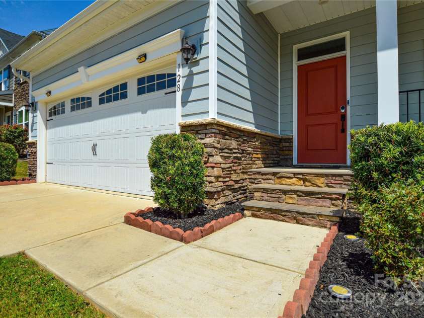 128 Tetcott Street, Mooresville, NC 28115.  MLS# CAR4283720, YatesRealty ID 32002. In Stafford At Langtree, A Popular Neighborhood