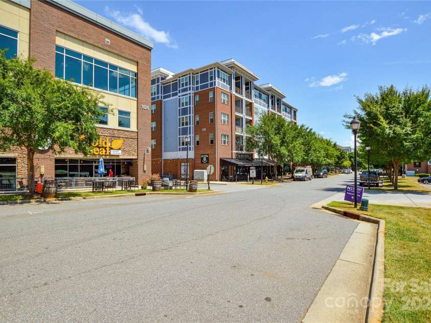 128 Tetcott Street, Mooresville, NC 28115.  MLS# CAR4283720, YatesRealty ID 32002. Langtree Lake Norman