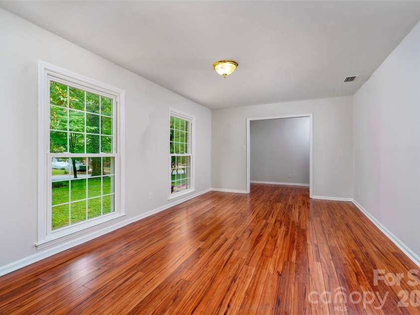 1025 Magnolia Street, Mooresville, NC 28115.  MLS# CAR4392320, YatesRealty ID 32003. 