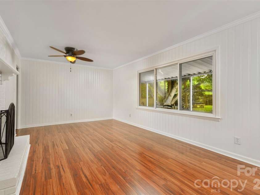 1025 Magnolia Street, Mooresville, NC 28115.  MLS# CAR4392320, YatesRealty ID 32003. 