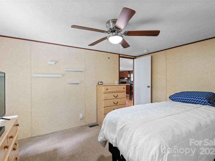 113 Hidden Forest Estate, Candler, NC 28715.  MLS# CAR4288651, YatesRealty ID 32003. 