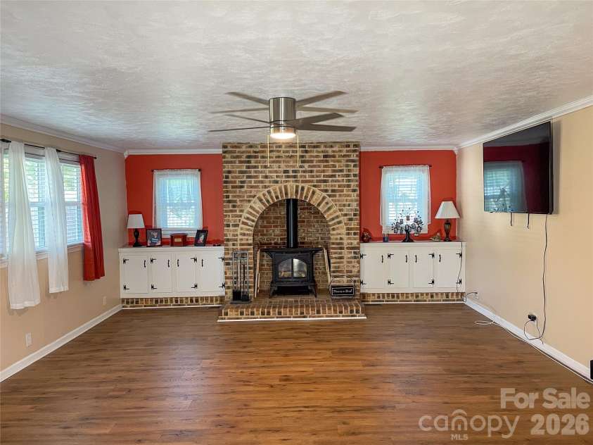 14 Hamden Circle, Cheraw, SC 29520.  MLS# CAR4393268, YatesRealty ID 32004. 