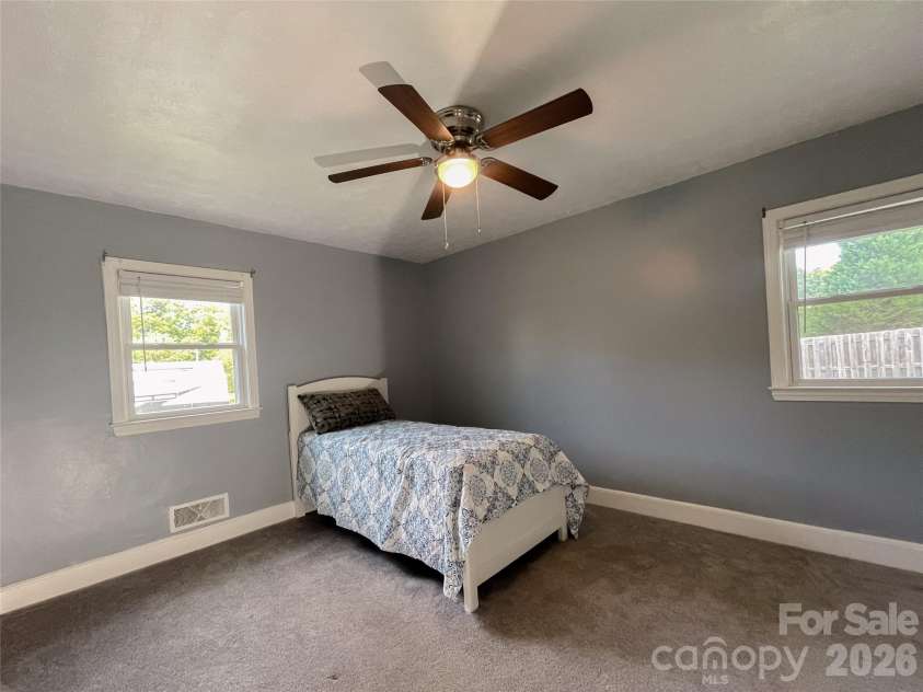 14 Hamden Circle, Cheraw, SC 29520.  MLS# CAR4393268, YatesRealty ID 32004. 
