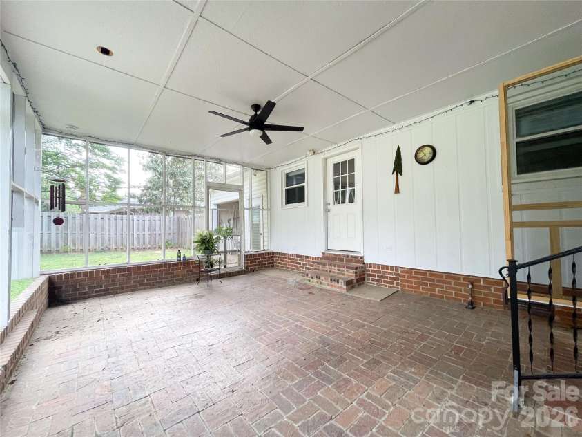 14 Hamden Circle, Cheraw, SC 29520.  MLS# CAR4393268, YatesRealty ID 32004. 