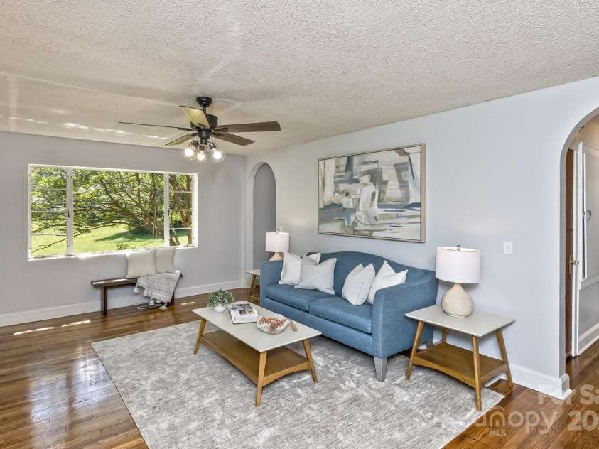 39 Nix Road, Hendersonville, NC 28792.  MLS# CAR4278502, YatesRealty ID 32004. Wood burning fireplace