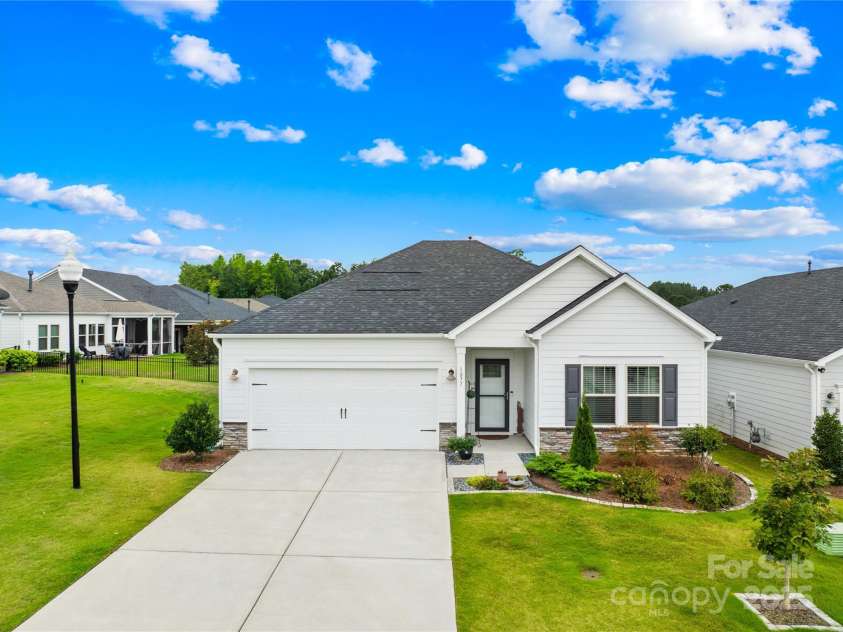 1877 Lotus Lane, Denver, NC 28037.  MLS# CAR4290398, YatesRealty ID 32006. 