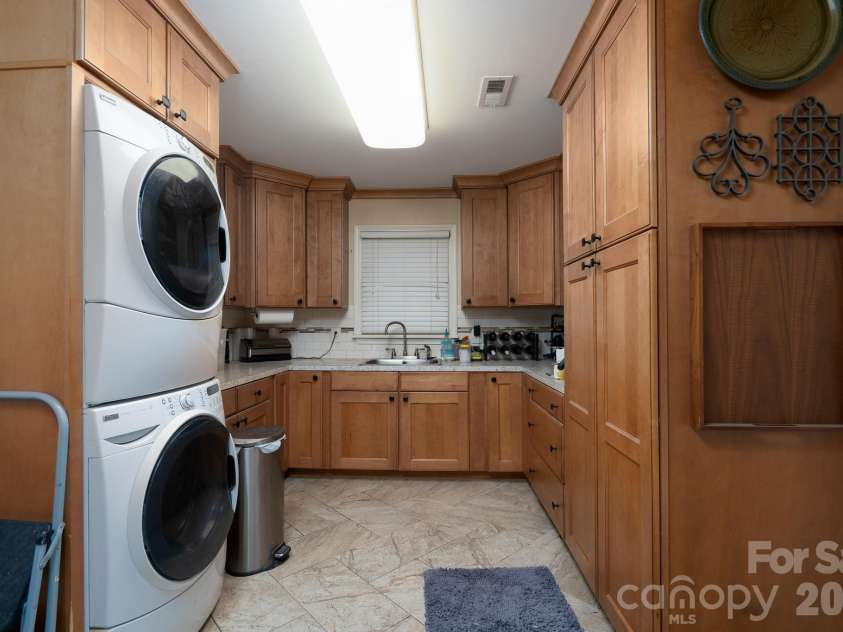 326 Richmond Road, Salisbury, NC 28144.  MLS# CAR4394295, YatesRealty ID 32006. 
