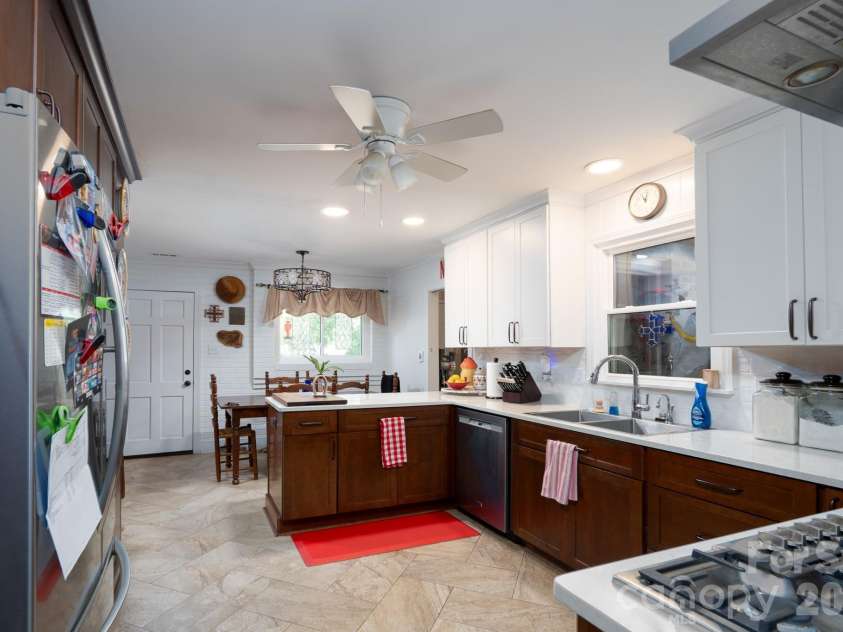 326 Richmond Road, Salisbury, NC 28144.  MLS# CAR4394295, YatesRealty ID 32006. 