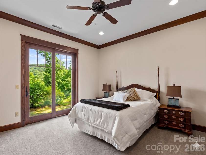 276 Stone Valley Way, Hendersonville, NC 28792.  MLS# CAR4356812, YatesRealty ID 32007. Full ensuite bathroom on lower level.