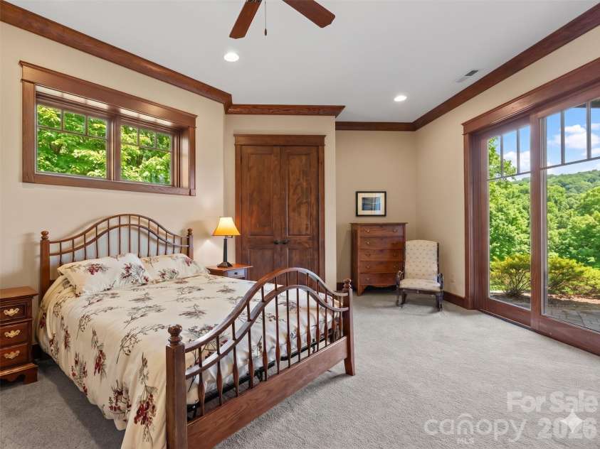 276 Stone Valley Way, Hendersonville, NC 28792.  MLS# CAR4356812, YatesRealty ID 32007. Full ensuite bathroom on lower level.