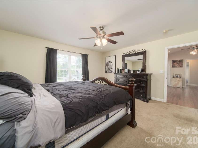 119 Bluff Court, Statesville, NC 28625.  MLS# CAR4341801, YatesRealty ID 3201. 