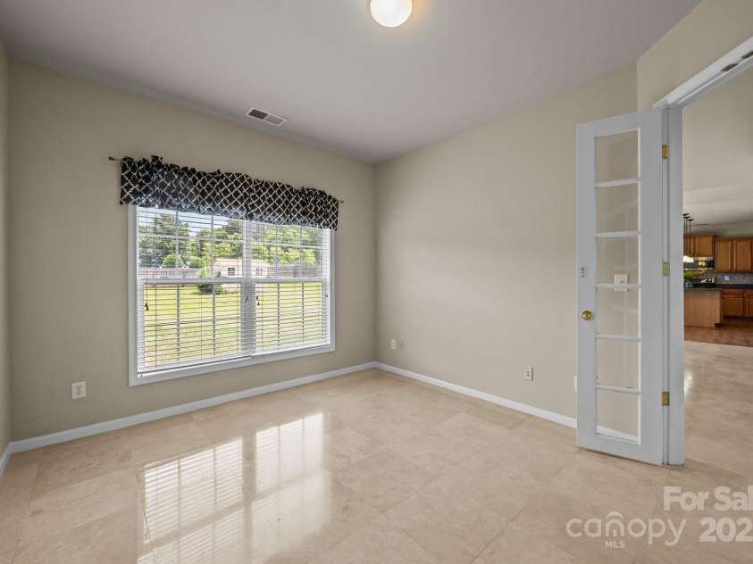 252 Legend Drive, Rock Hill, SC 29732.  MLS# CAR4232145, YatesRealty ID 3201. 