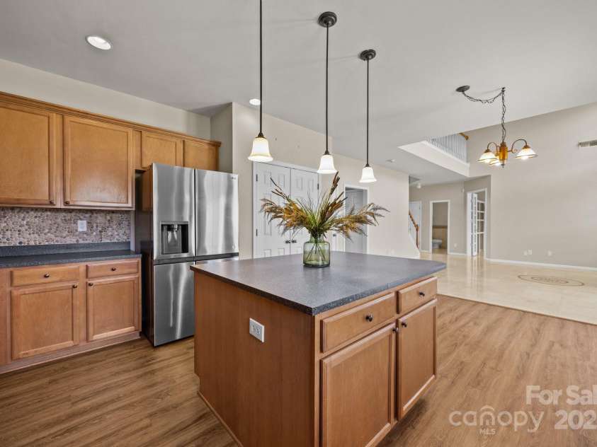 252 Legend Drive, Rock Hill, SC 29732.  MLS# CAR4232145, YatesRealty ID 3201. 